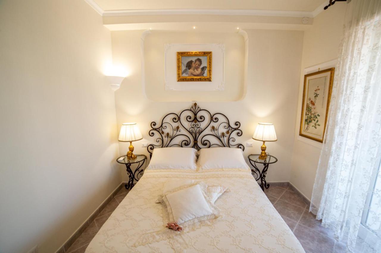 Angel Luxury Suite Sorrento Exterior photo