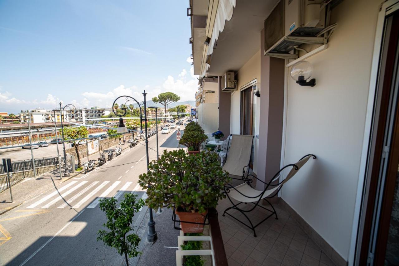 Angel Luxury Suite Sorrento Exterior photo
