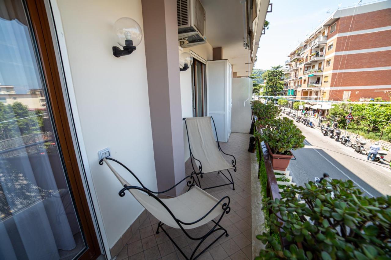 Angel Luxury Suite Sorrento Exterior photo